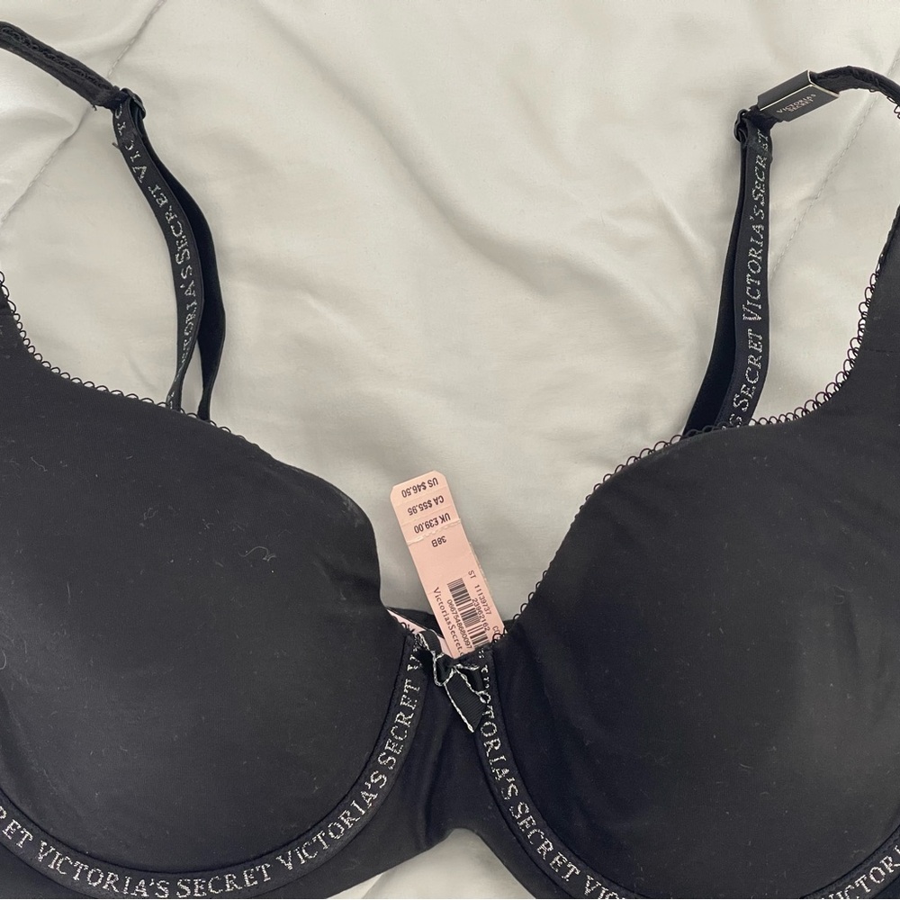 Victoria’s Secret- Body by Victoria lined Demi bra